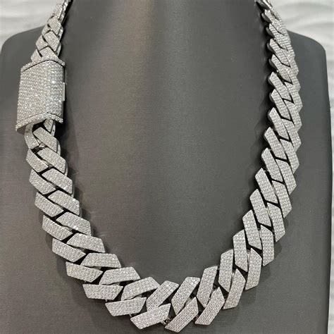 cuban chain necklace diamond